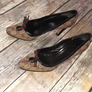 Authentic Gucci Pumps